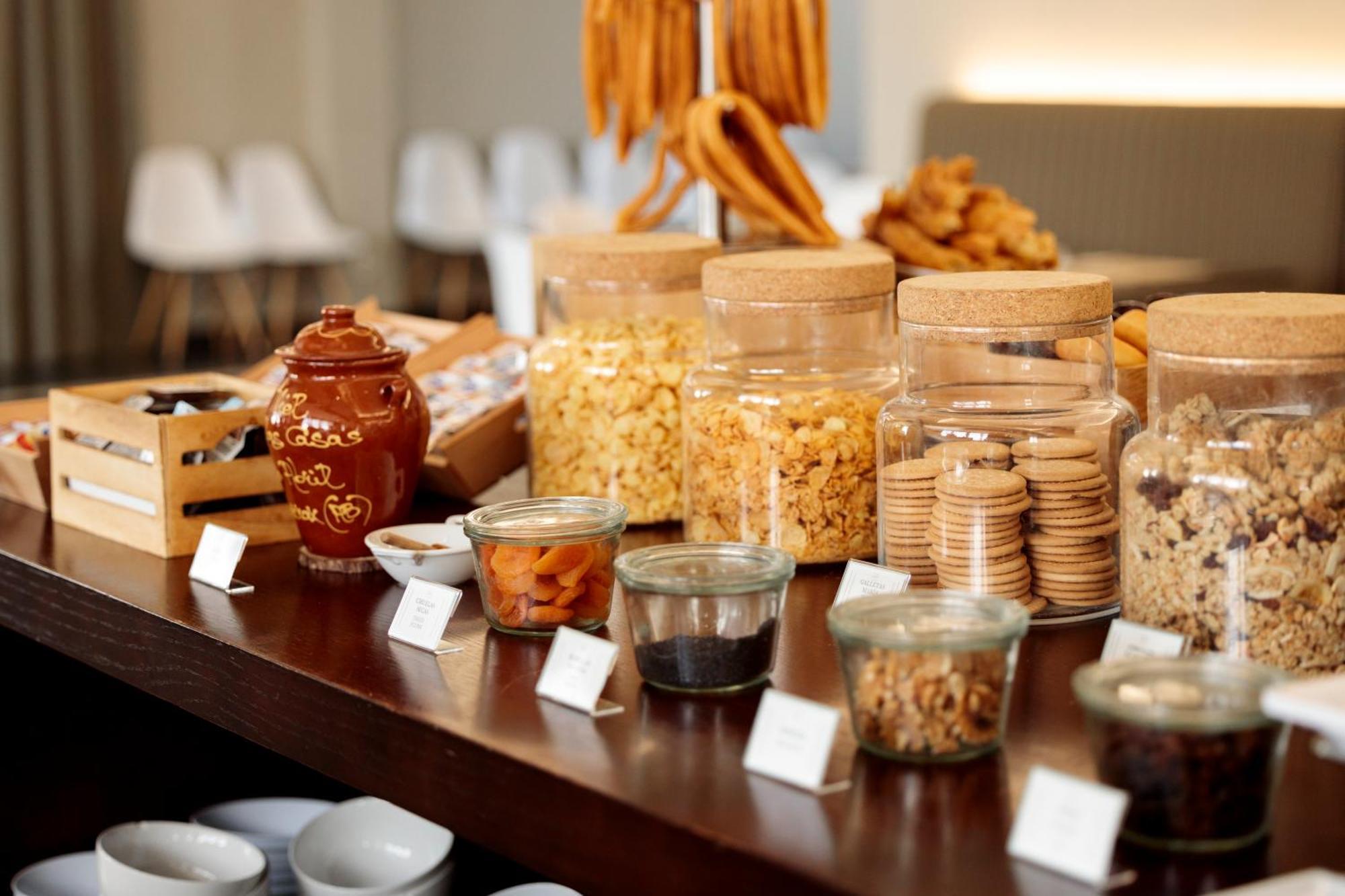 Hotel Pax 과달라야라 외부 사진